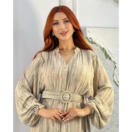 Robe à rayures avec ceinture