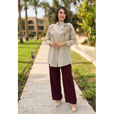 Set beige brodé à fleurs avec pantalon assorti