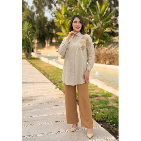 Set beige brodé à fleurs avec pantalon assorti
