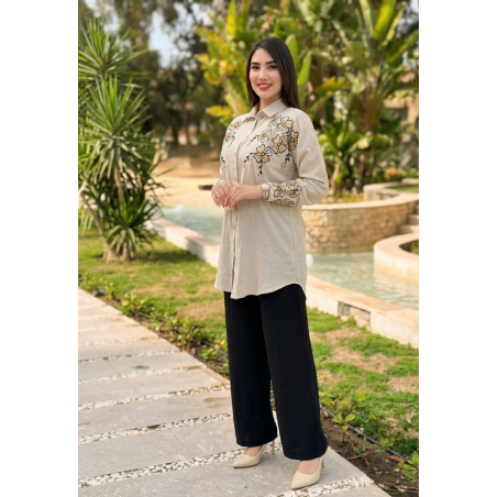 Set beige brodé à fleurs avec pantalon assorti