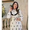 Robe Longue Bohème Chic Blanche avec dentelle et Ceinture - Tenue Femme Élégante