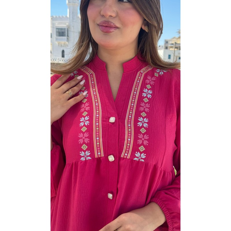 Robe longue avec bouton en crêpe pour femme – coupe fluide et élégante