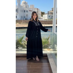 Robe longue avec bouton en crêpe pour femme – coupe fluide et élégante