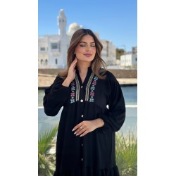 Robe longue avec bouton en crêpe pour femme – coupe fluide et élégante